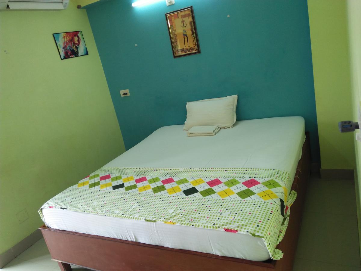 Hotel Sands Bay Puri Rum bild